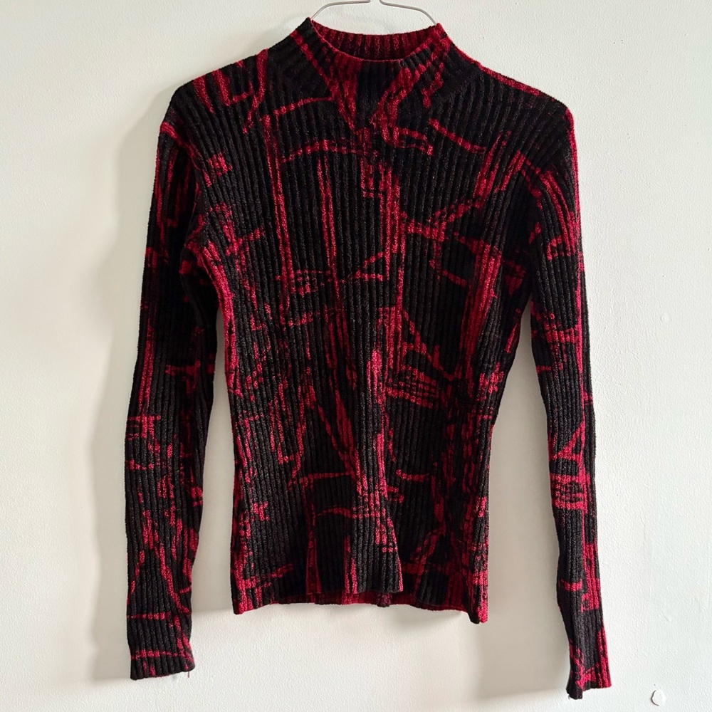 Red and Black Patterned Long Sleeve Top